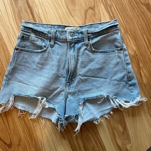 Abercrombie & Fitch Curve Love High Rise Mom Short
